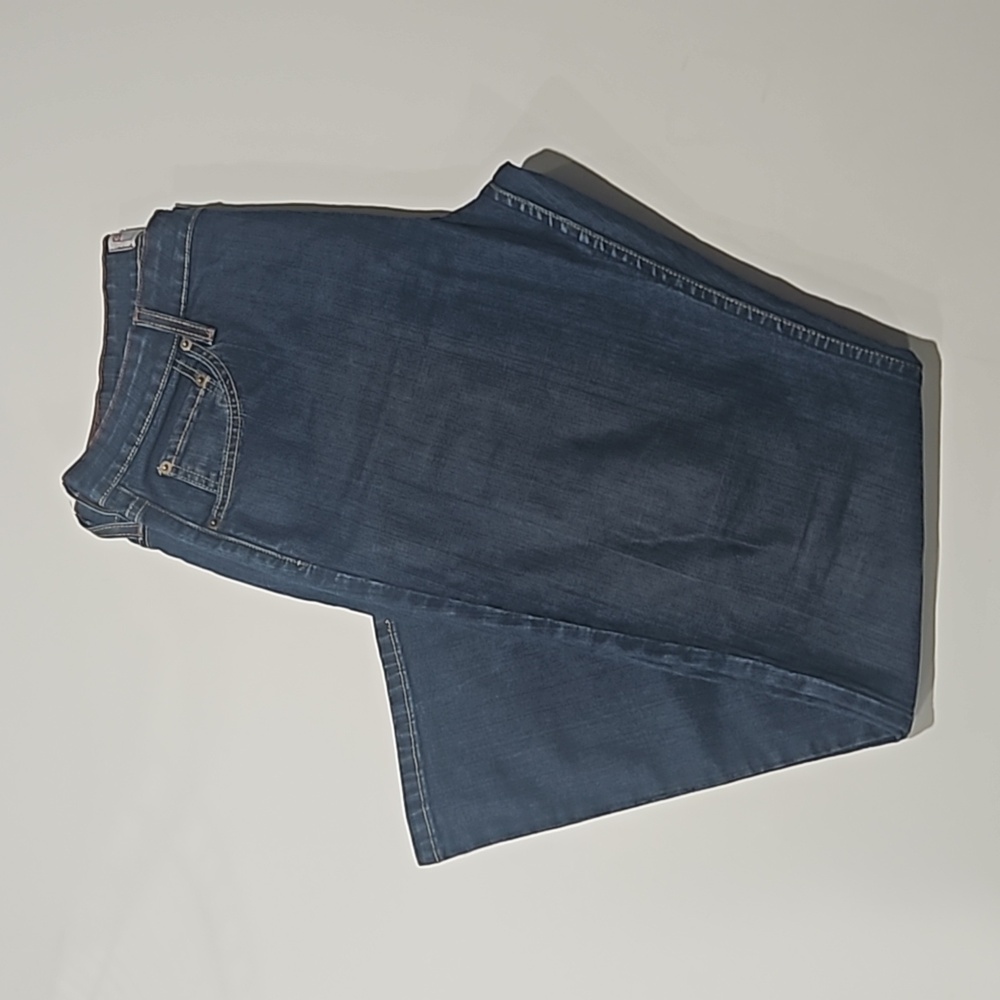 LEVI SIGNATURE STRETCH LOW RISE BOOTCUT - Picture 2 of 9